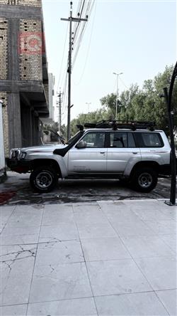 نیسان پاترۆل سەفاری